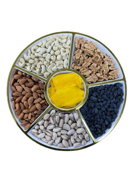 Nuts Box, Walnuts, Cashew, Pistachios, Almonds, Black Raisins, Dried Mangoes