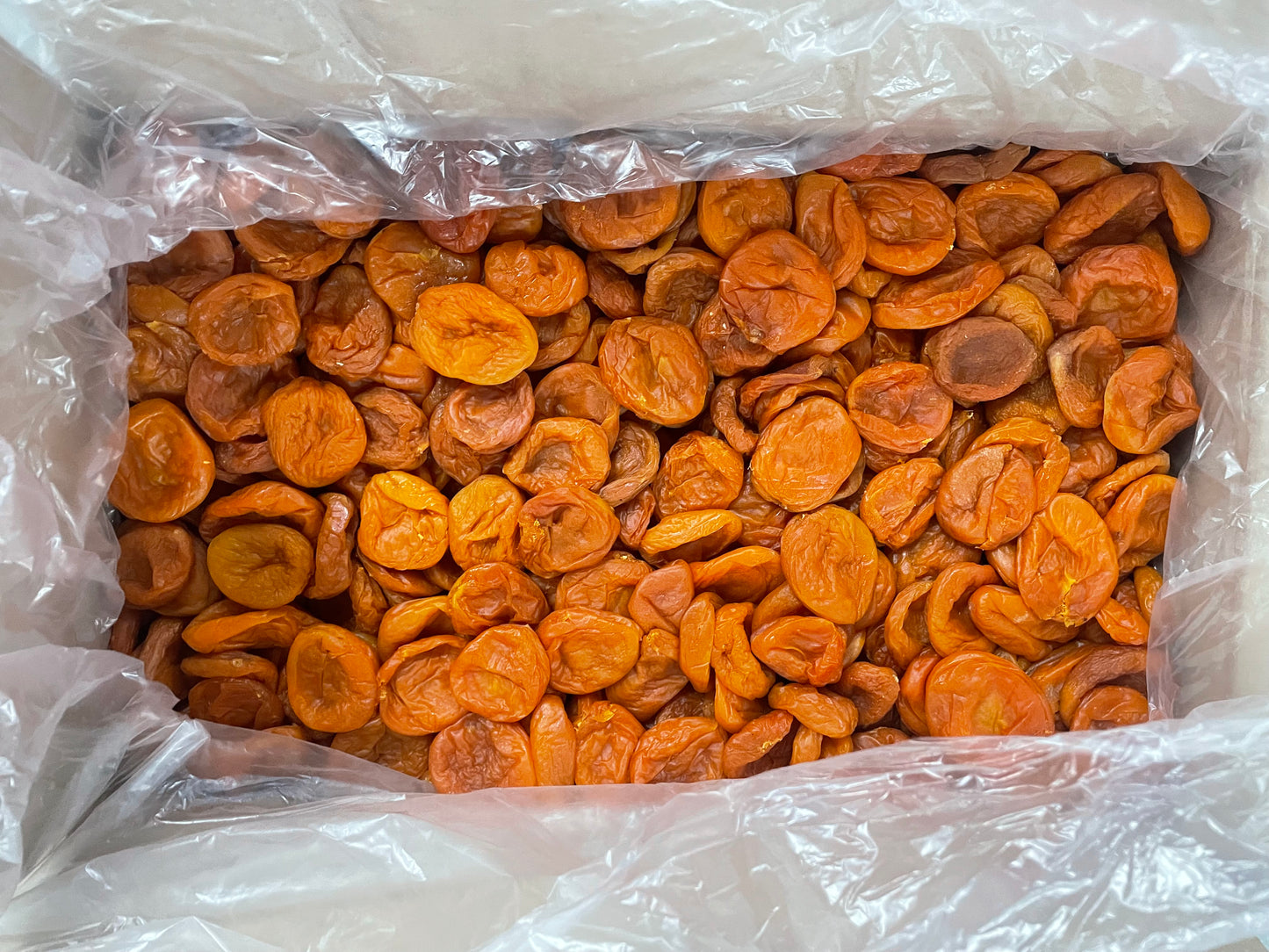 Premium Dried Apricots β Black, Orange & Yellow | Naturally Sweet, Soft & Sun-Dried | Non-GMO, Ideal for Snacking & Baking β 250g - 10kg